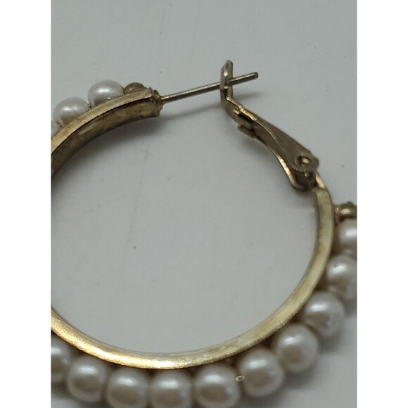 Gold Tone Hoop Earrings Faux Pearl Pierced Post - Picture 4 of 6